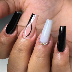 经典纯色黑色白色穿戴甲黑白线条美甲镶钻长款芭蕾甲美甲片批发