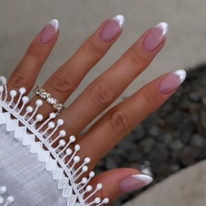 小红书法式穿戴甲美甲批发跨境专供假指甲白边美甲片成品nails