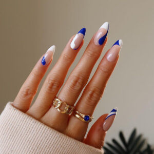 Unhas postiçasPatches de unhasManicure francesaBloqueio de cores azul e brancoUnhas vestíveisUnhas postiças Fornecimento direto internacional