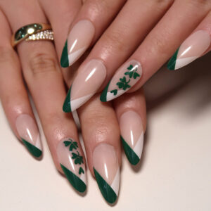 Wearable Nails Wholesale St Patrick's Day Nail Art Green French Edge Style Four Leaf Clover Nail Art press on nails