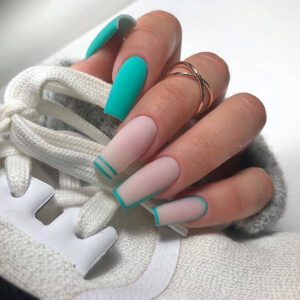 法式穿戴甲湖蓝色美甲显白假指甲指甲贴片可拆卸甲片假指甲 nails