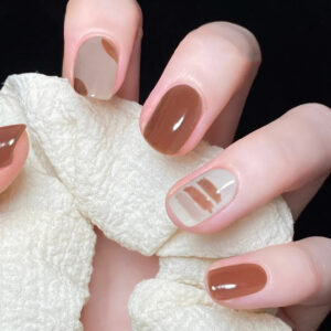 榛果色涂鸦款假指甲美甲贴片指甲贴片穿戴美甲成品可拆卸甲片厂销