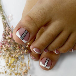 法式银色闪粉美甲黑色条纹拼接脚趾甲片短款脚款穿戴甲甲片批发